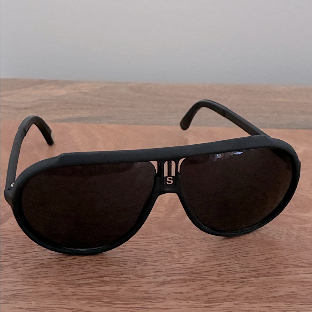 Vintage 80’s Black Aviator Sunglasses with 'S' Accent